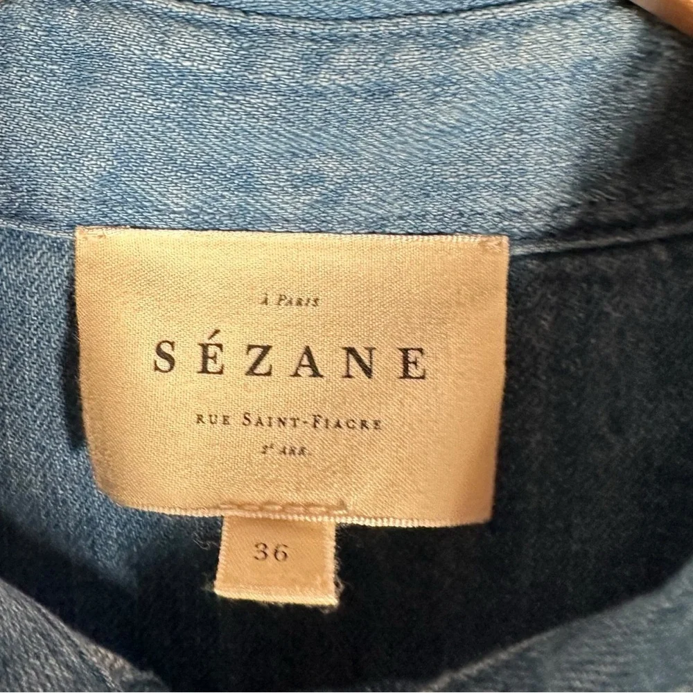 SÉZANE Max Denim Long Sleeve Button Down Shirt - Picture 13 of 15